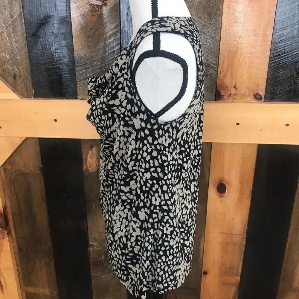 TART draped front sleeveless top, size S - Picture 4 of 5